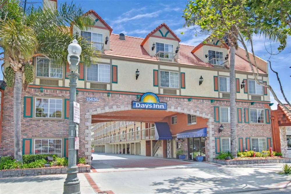 Days Inn By Wyndham Los Angeles Lax/redondo/manhattan Beach 1