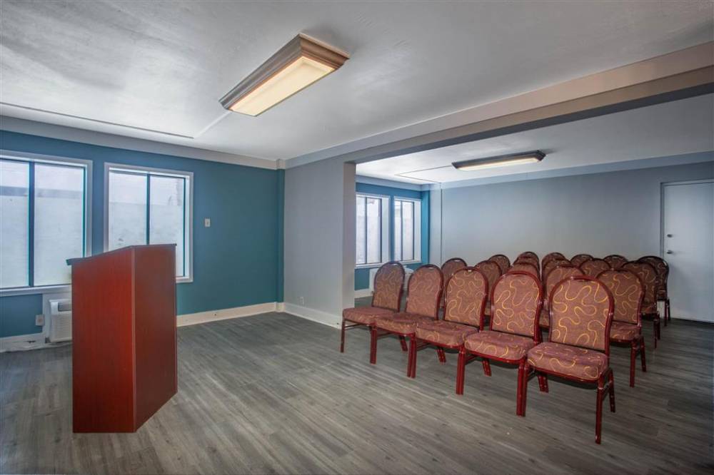 Days Inn By Wyndham Mobile I-65 2