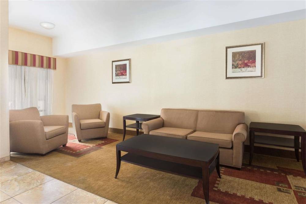 Days Inn By Wyndham North Mobile 2