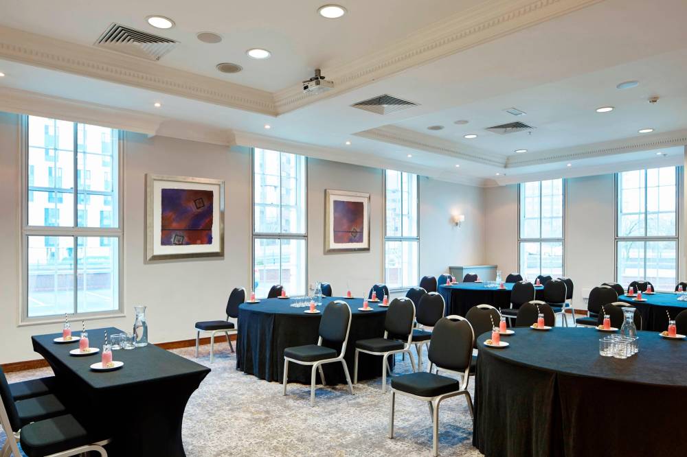 Delta Hotels By Marriott Birmingham 10