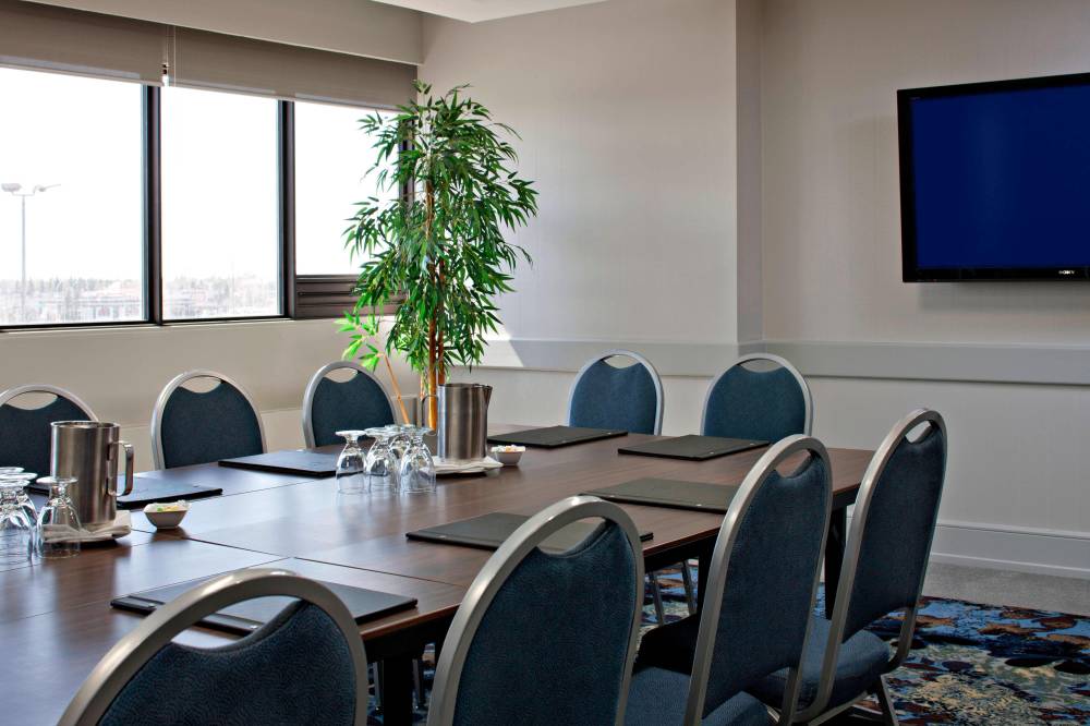 Delta Hotels By Marriott Edmonton South Conference Centre 9