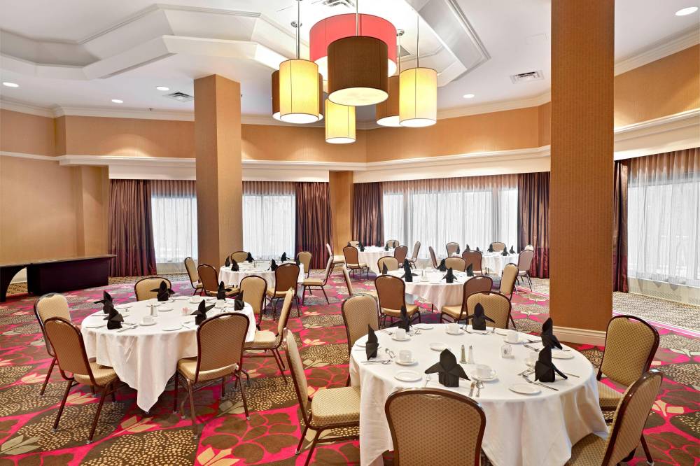 Delta Hotels By Marriott Saskatoon Downtown 8