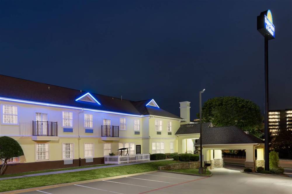 Di And Suites Euless Dfw S