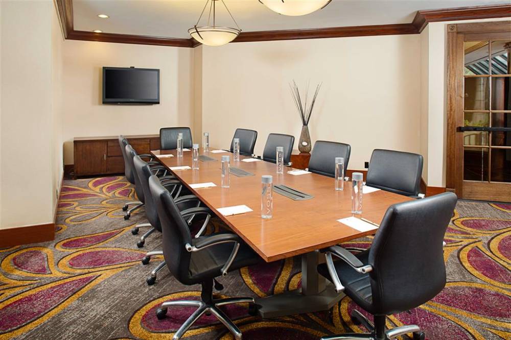 Doubletree By Hilton Anaheim/orange County 2