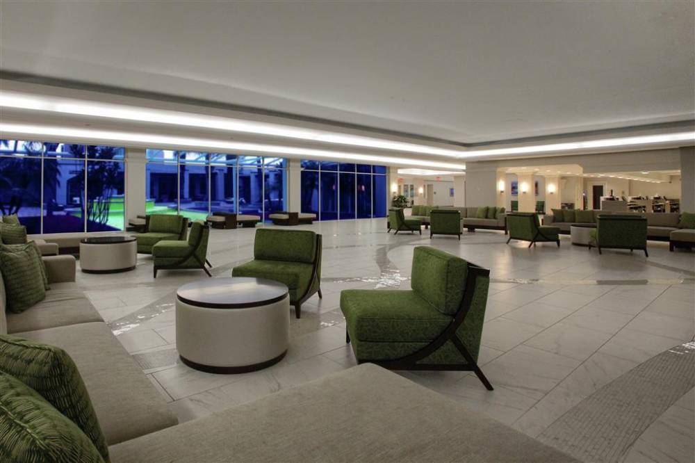 Doubletree By Hilton At The Entrance To Universal Orlando 4
