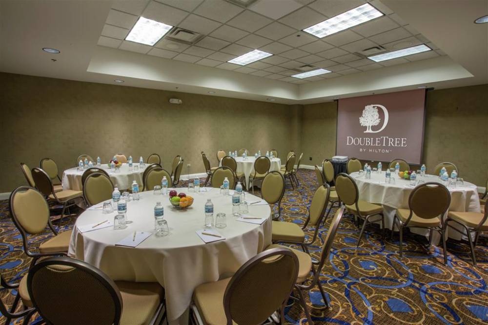 Doubletree By Hilton Chicago O'hare Airport - Rosemont 2