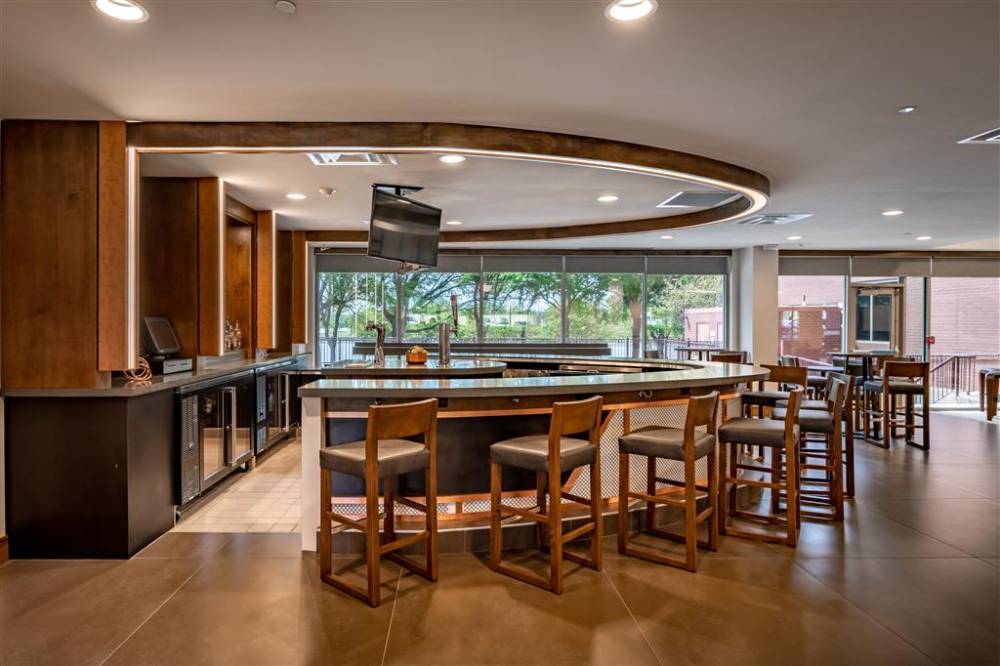 Doubletree By Hilton Dallas-farmers Branch  Tx 3