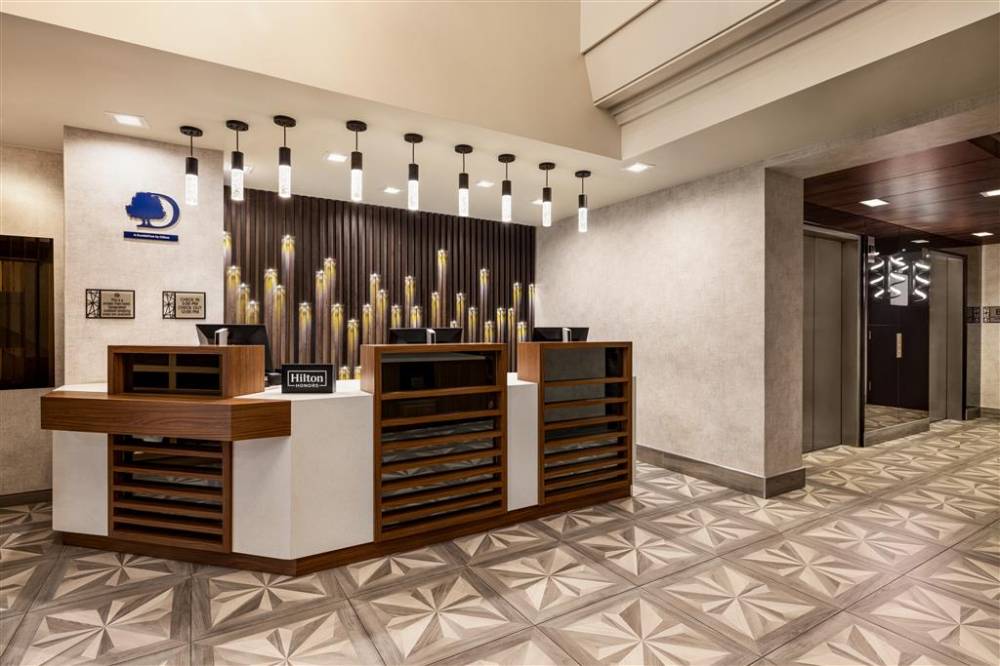 Doubletree By Hilton New York Midtown Fifth Ave 3