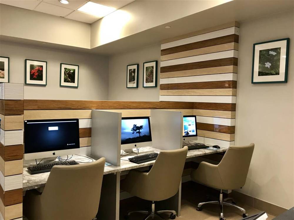 Doubletree By Hilton Orlando At Seaworld 7