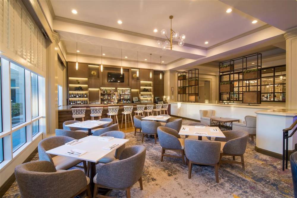 Doubletree By Hilton San Diego Mission Valley 4
