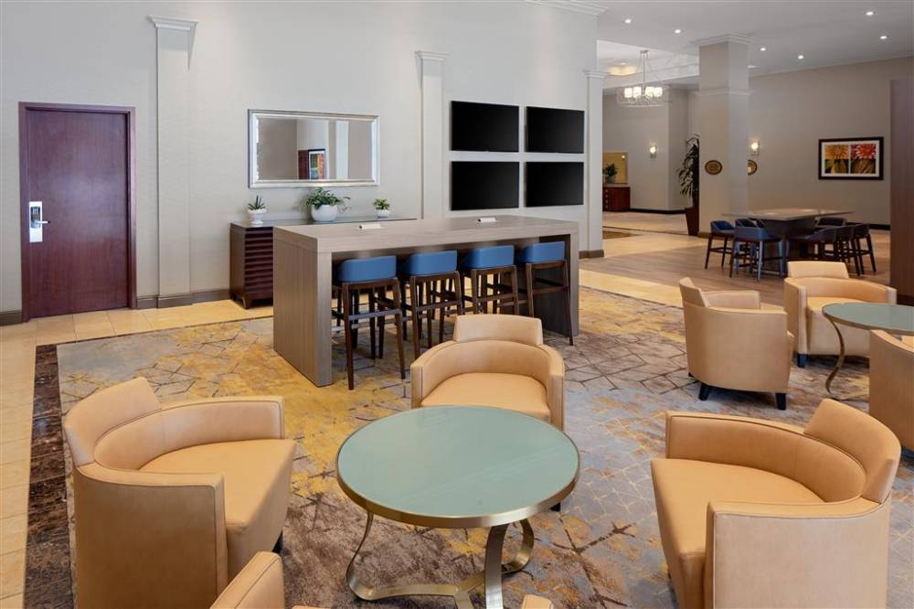 Doubletree By Hilton Santa Ana-orange County Airport 3