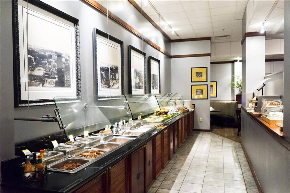 Doubletree By Hilton Tallahassee 8