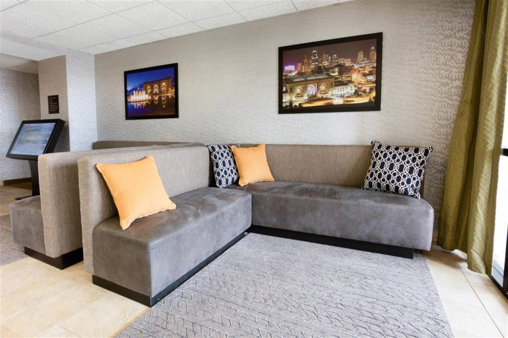 Drury Inn And Suites Kansas City Airport 4