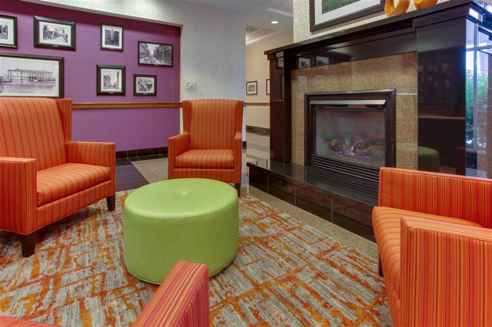Drury Inn And Suites West Des Moines 4