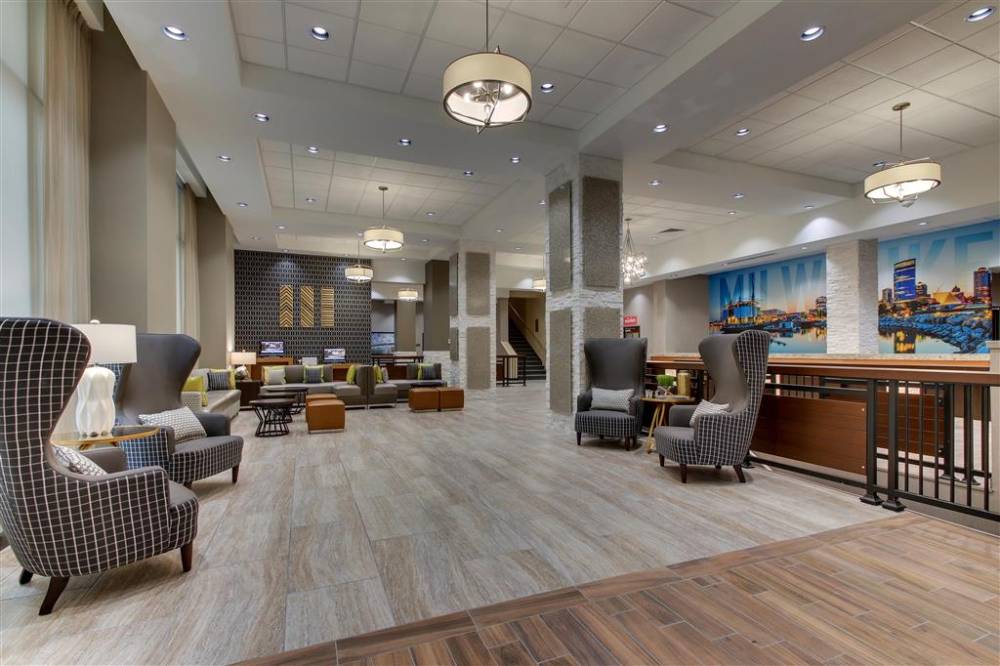Drury Plaza Hotel Milwaukee Downtown 2