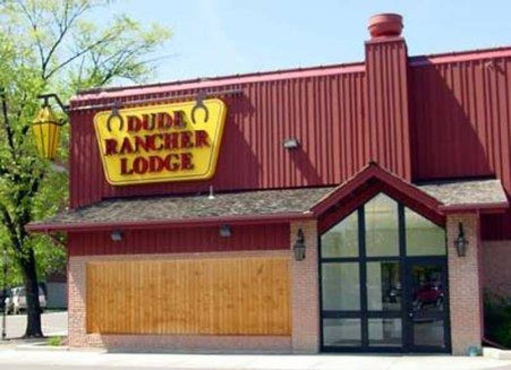 Dude Rancher Lodge