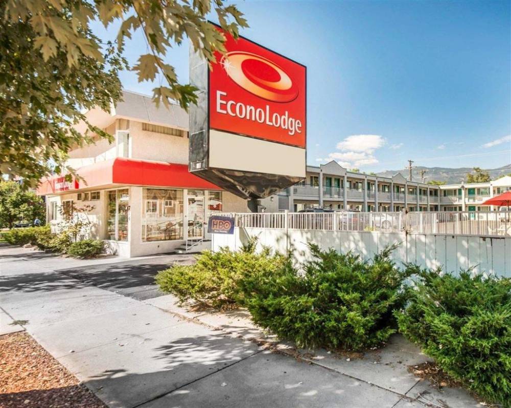Econo Lodge Downtown 2