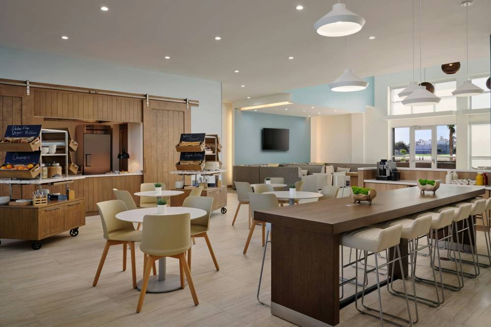Element By Marriott Pooler Savannah Airport 10