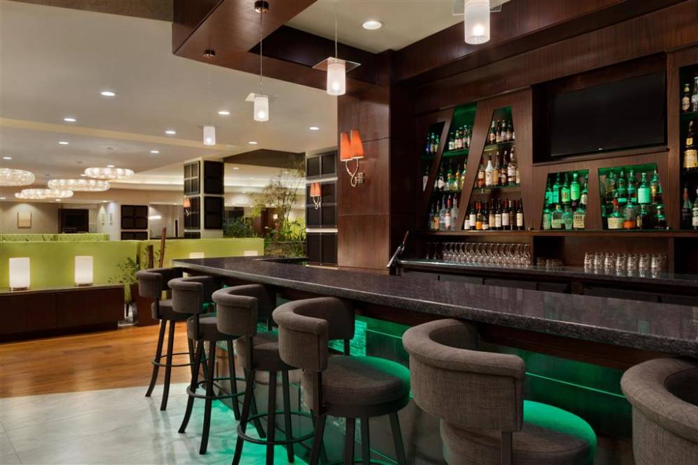 Embassy Suites By Hilton Los Angeles Glendale 3