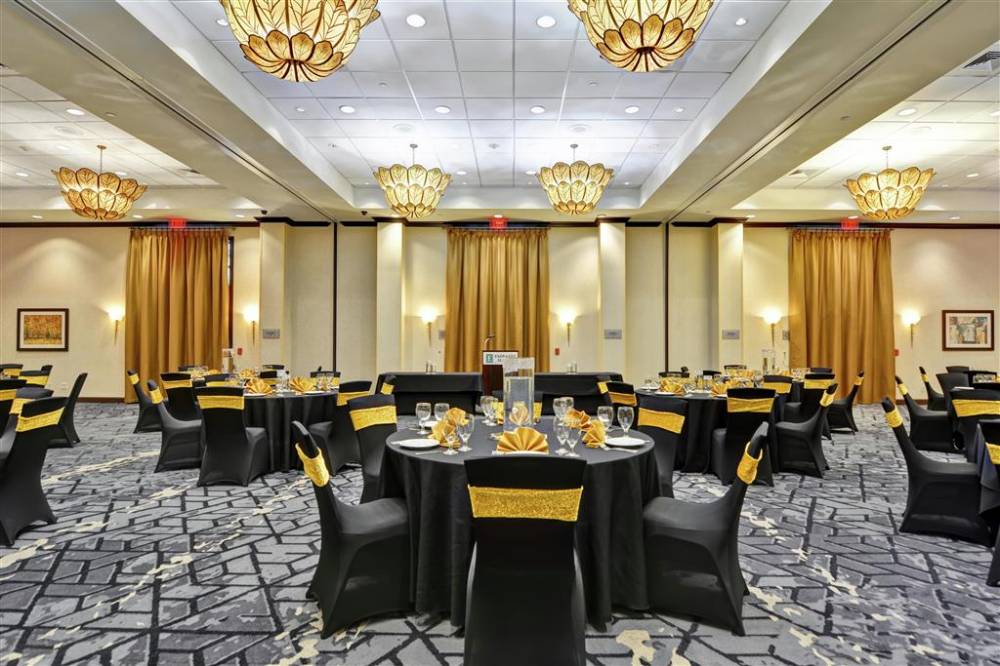 Embassy Suites By Hilton Savannah Airport 2