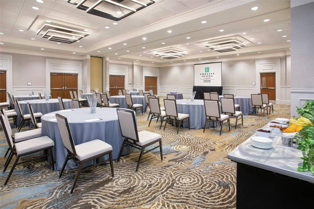 Embassy Suites By Hilton Tampa-downtown Convention Center 2