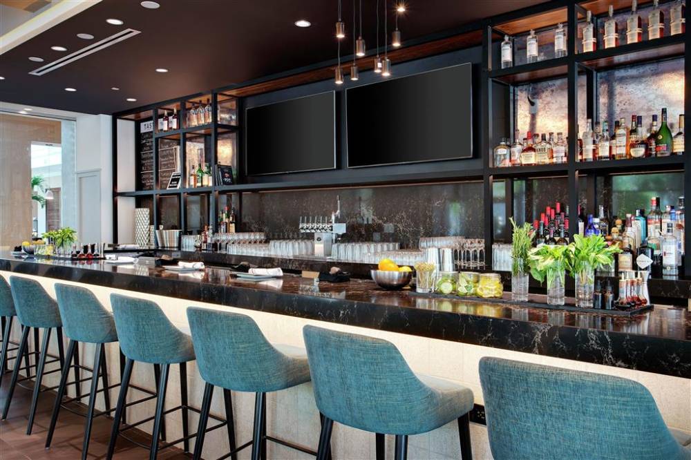 Embassy Suites By Hilton Tampa-downtown Convention Center 4