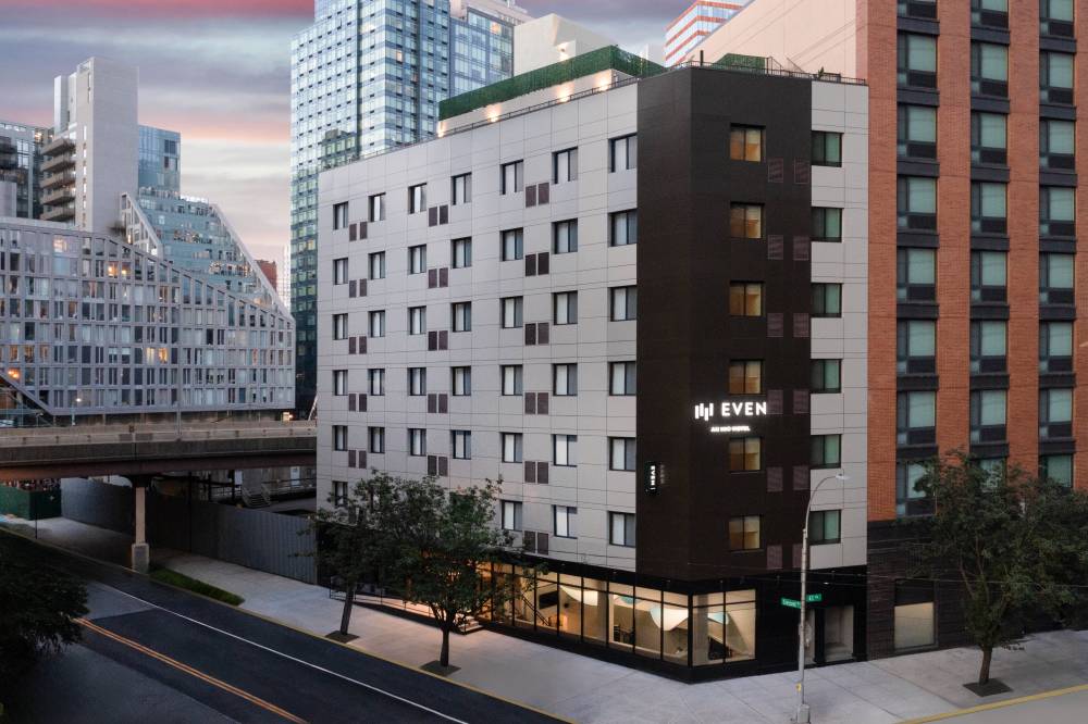 Even Long Island City 5