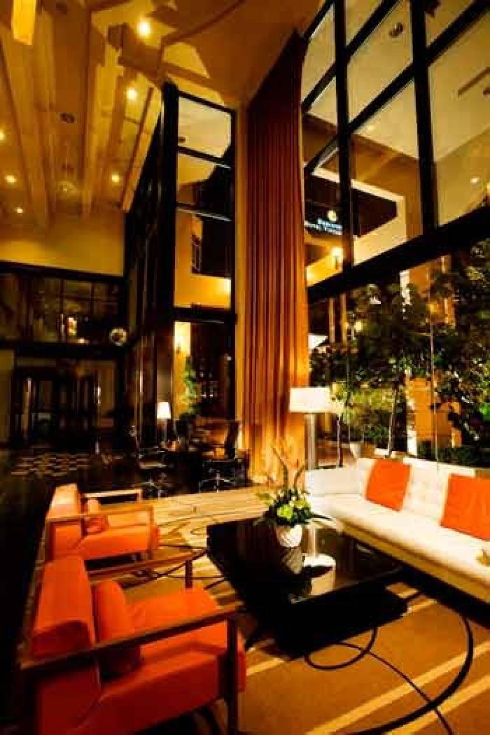 Executive Hotel Vintage Park 5