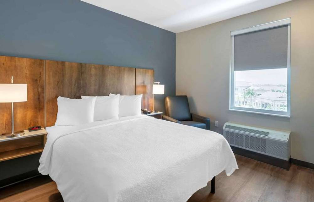Extended Stay America Premier Ft Myers A 8