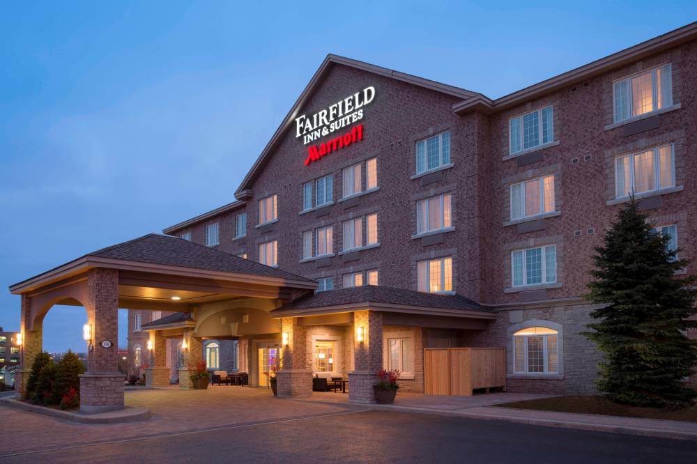 Fairfield Inn And Suites By Marriot Ottawa Kanata 4