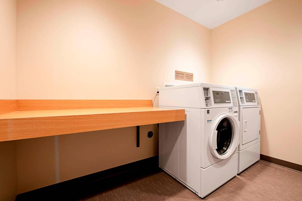 Fairfield Inn And Suites By Marriott Duluth Waterfront 6