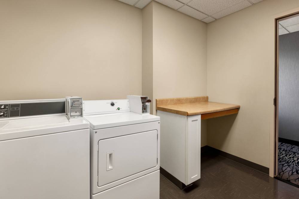 Fairfield Inn And Suites By Marriott Jacksonville West/chaffee Point 5