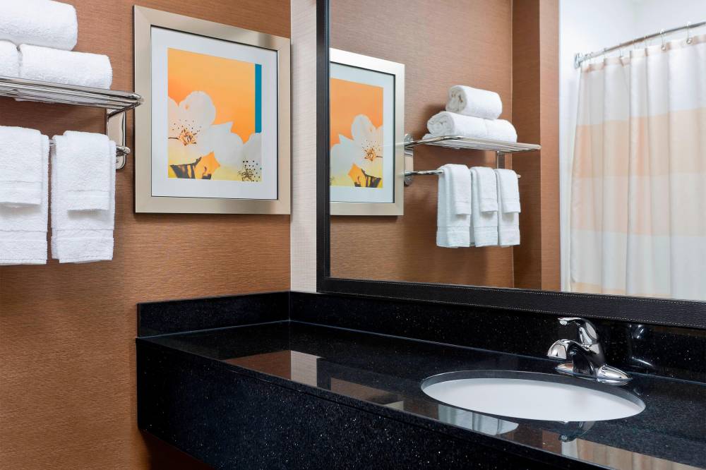 Fairfield Inn And Suites By Marriott Lexington Keeneland Airport 1
