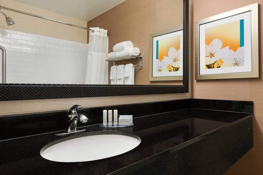 Fairfield Inn And Suites By Marriott Omaha East-council Bluffs Ia 1