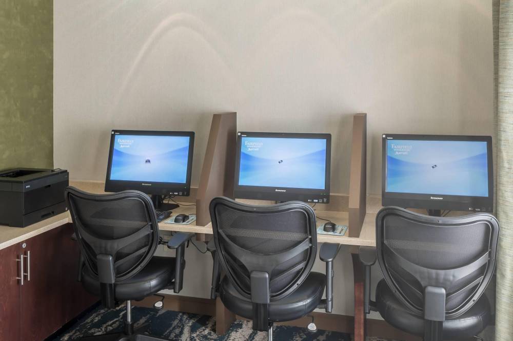 Fairfield Inn And Suites By Marriott Orlando At Seaworld 2