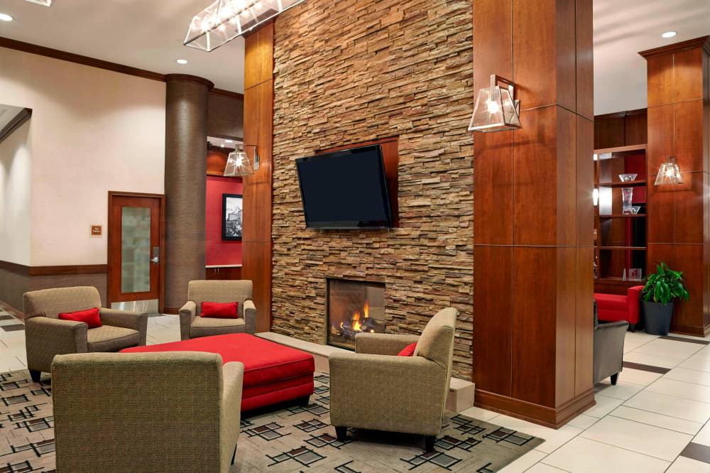 Four Points By Sheraton Calgary Airport 4