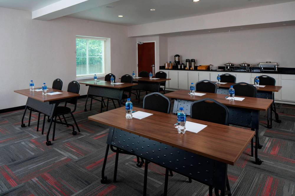 Four Points By Sheraton Dallas Arlington Entertainment District 5