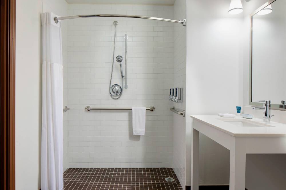 Four Points By Sheraton Dallas Fort Worth Airport North 3