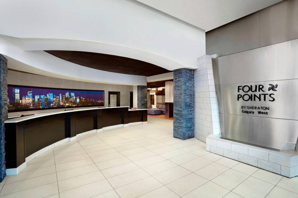 Four Points By Sheraton Hotel And Suites Calgary West 2