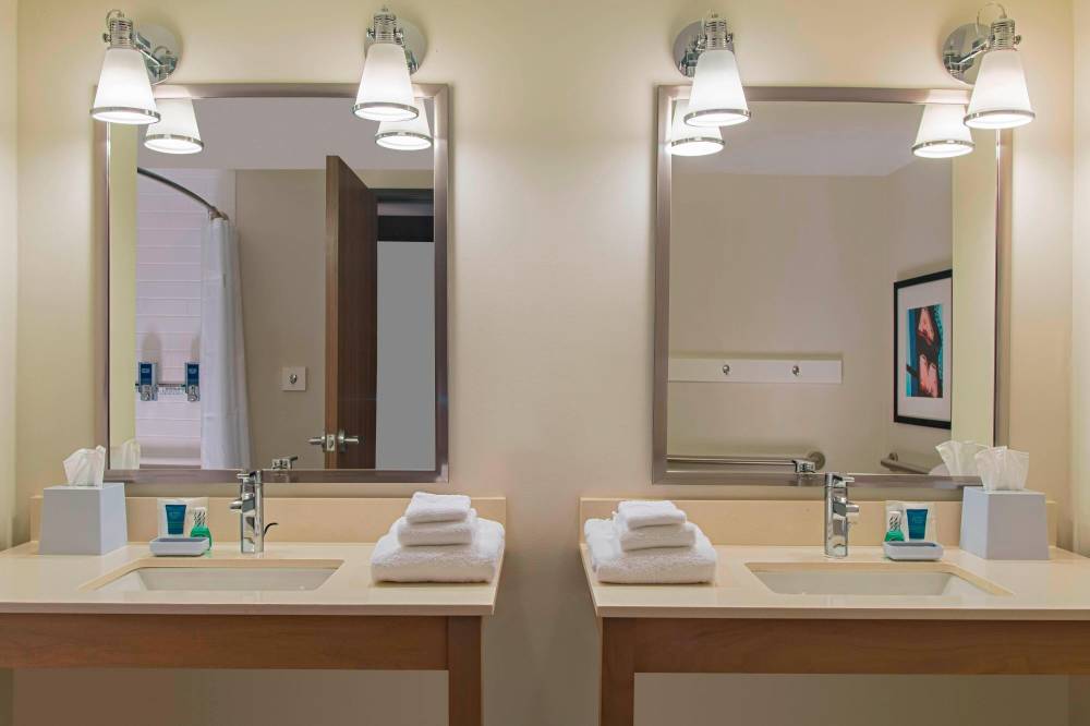 Four Points By Sheraton Midland 2