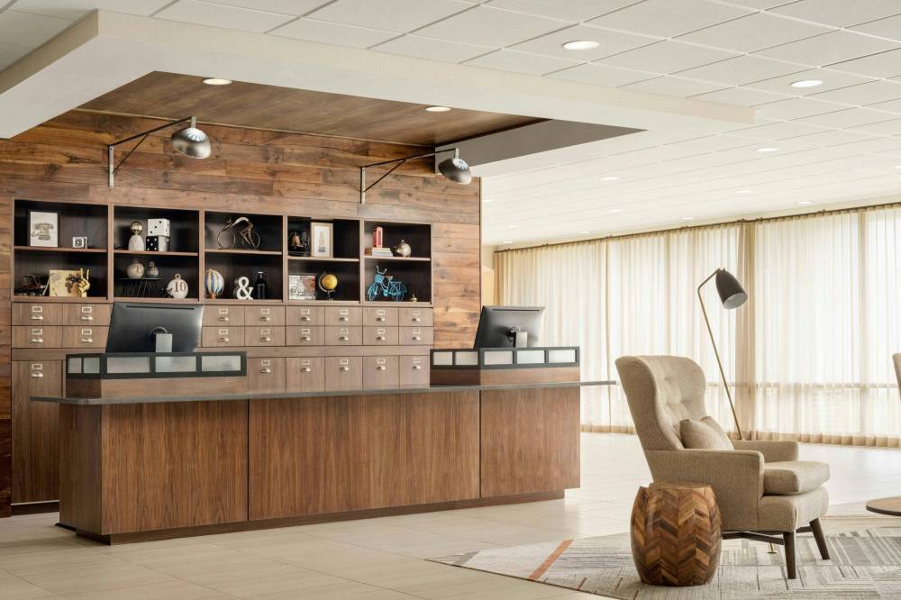 Four Points By Sheraton Oakville