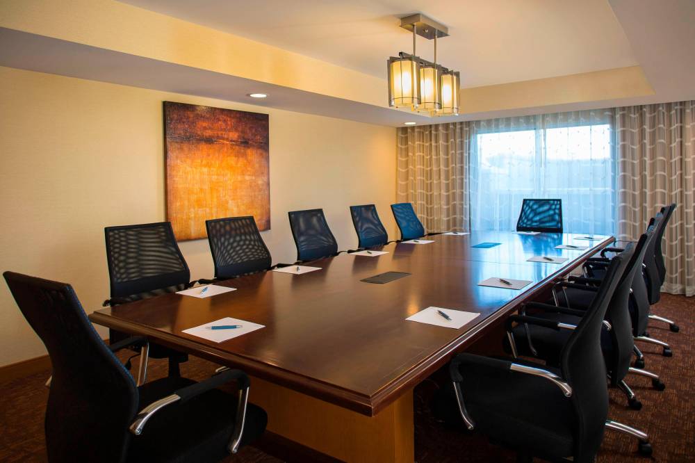 Four Points By Sheraton Suites Tampa Airport Westshore 6