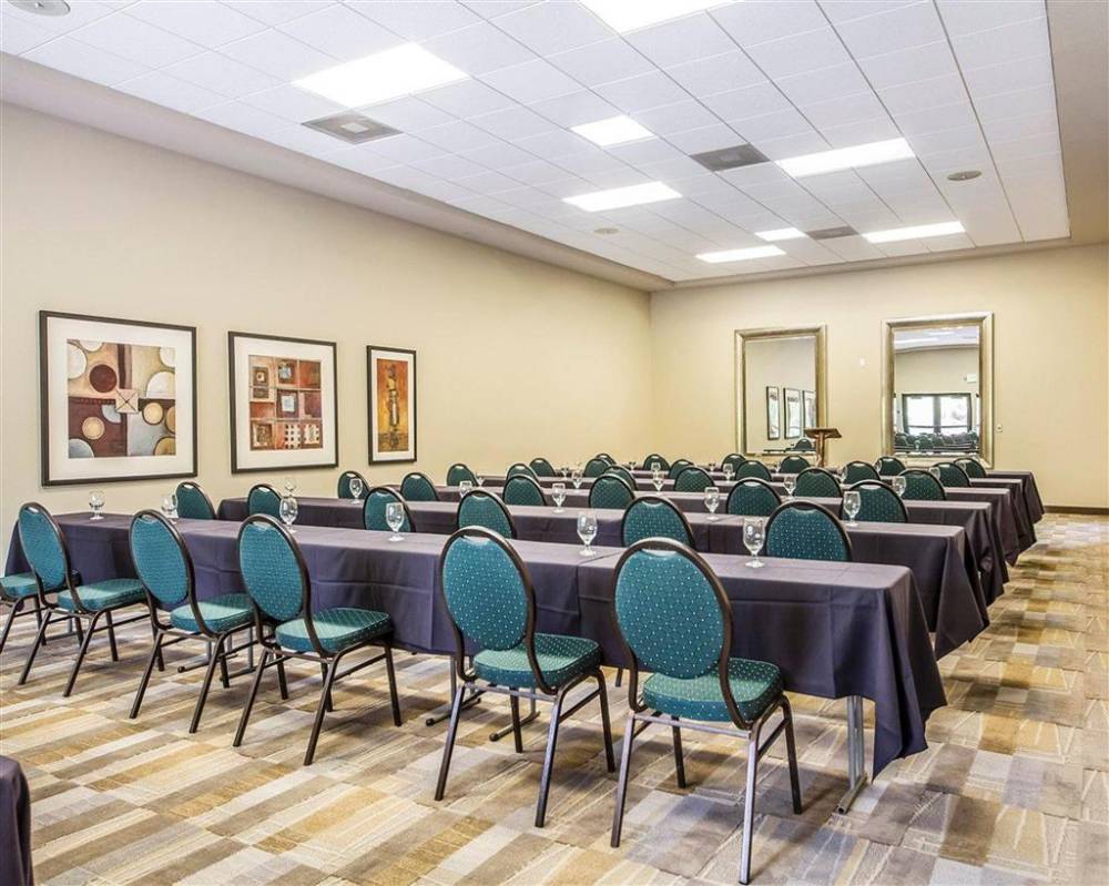 Gaia Hotel And Spa Redding Ascend Hotel  6