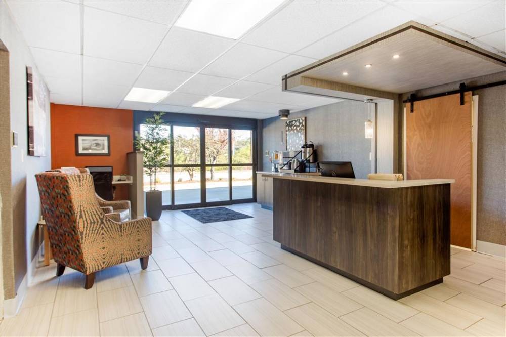 Gallus Stadium Park Inn Ascend Hotel Col 4