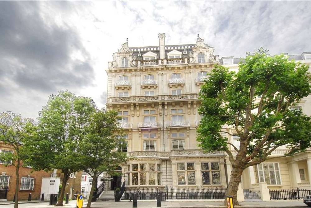 Grand Royale Hyde Park 2