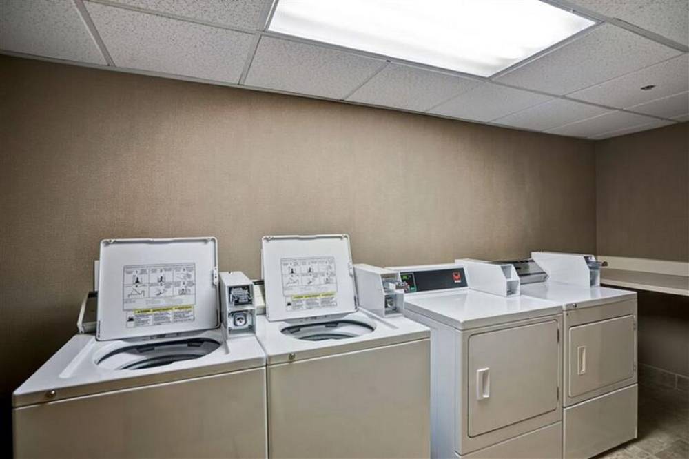 Hampton Inn Albany-wolf Road 3