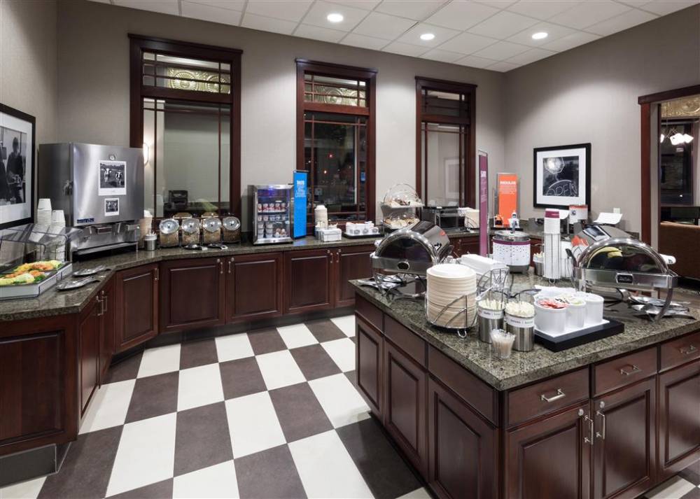 Hampton Inn & Suites Boise-downtown 4