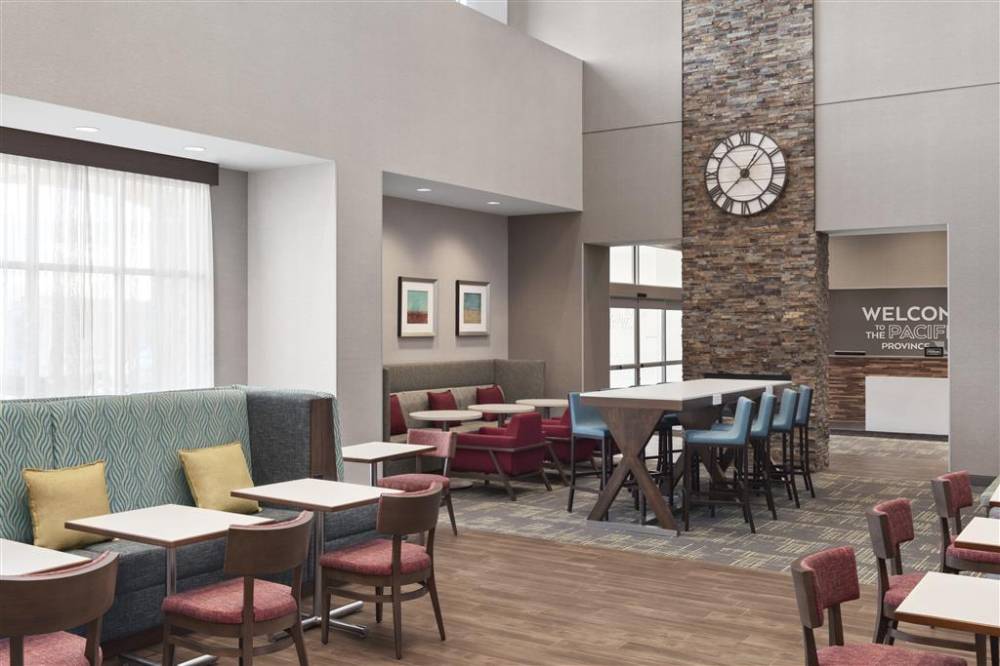 Hampton Inn & Suites Kelowna, Briti 3