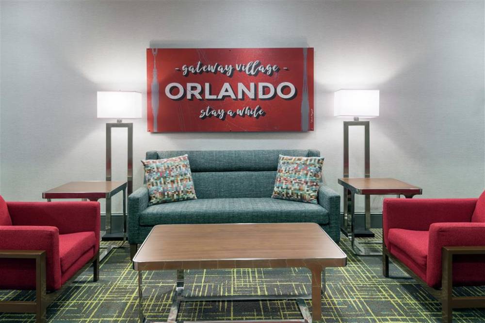 Hampton Inn & Suites Orlando Airport @ Gateway Village, Fl 3