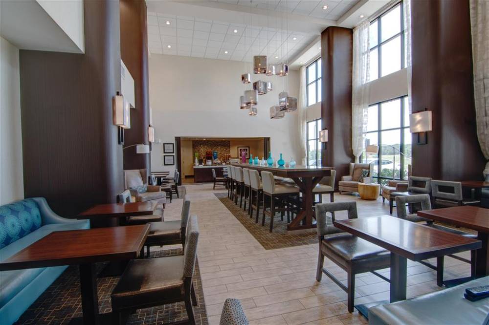 Hampton Inn & Suites Trophy Club -  4